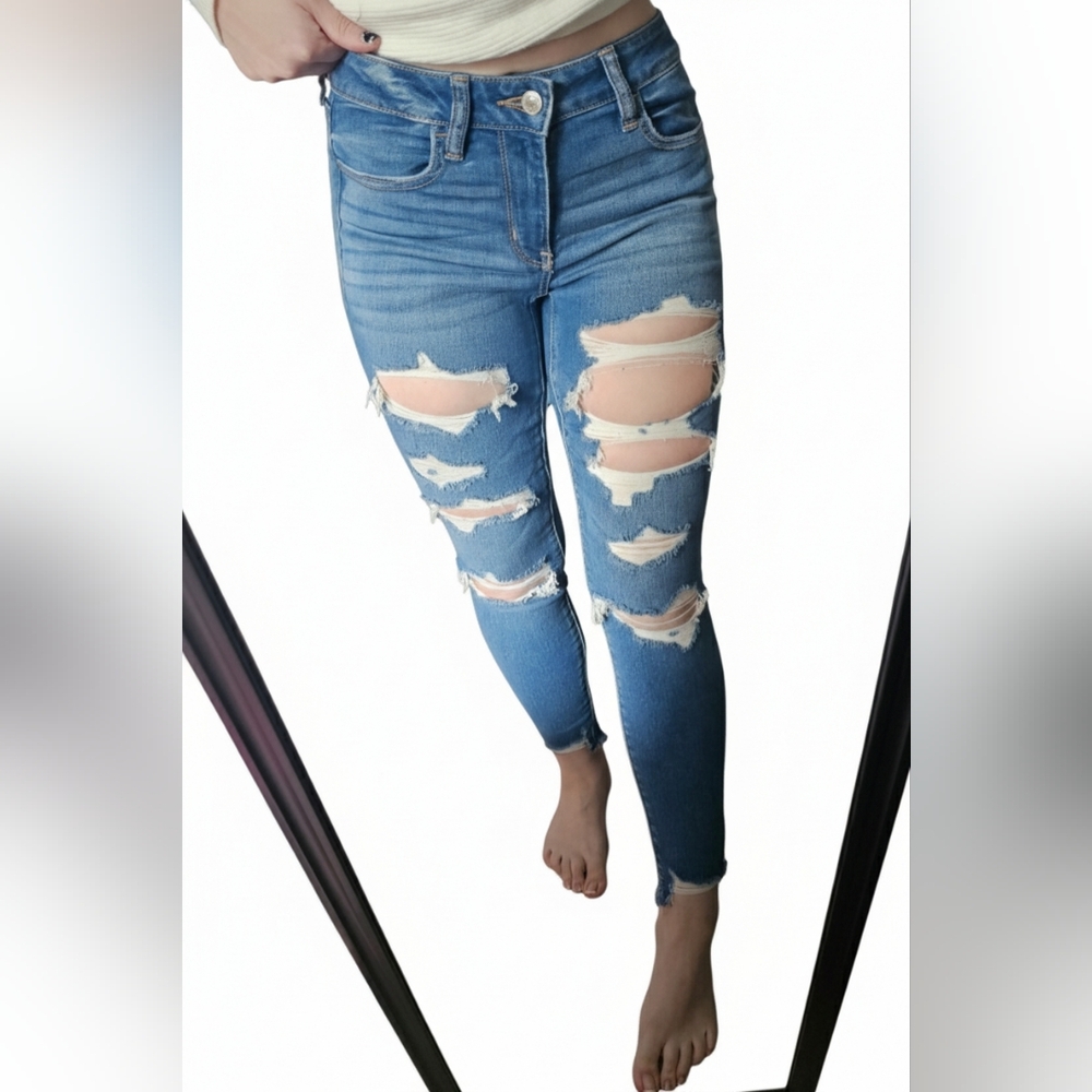 American Eagle Ripped Skinny Jean/ Jegging